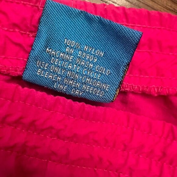 Vintage Men’s On Your Mark nylon pocket shorts. Size XL. - Picture 6 of 8